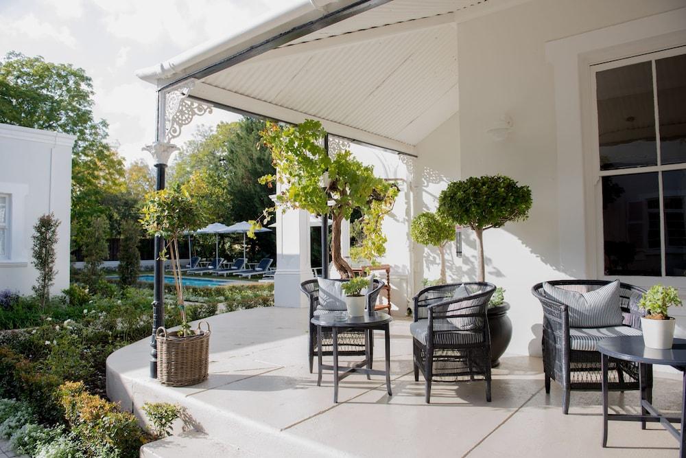 River Manor Boutique Hotel By The Living Journey Collection Стелленбос Экстерьер фото