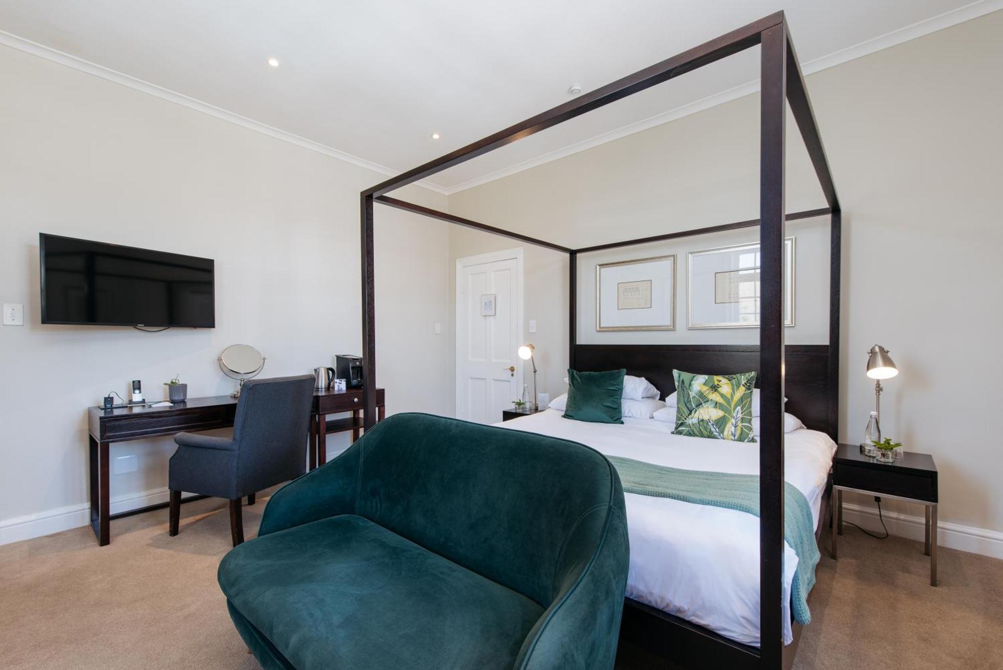River Manor Boutique Hotel By The Living Journey Collection Стелленбос Экстерьер фото