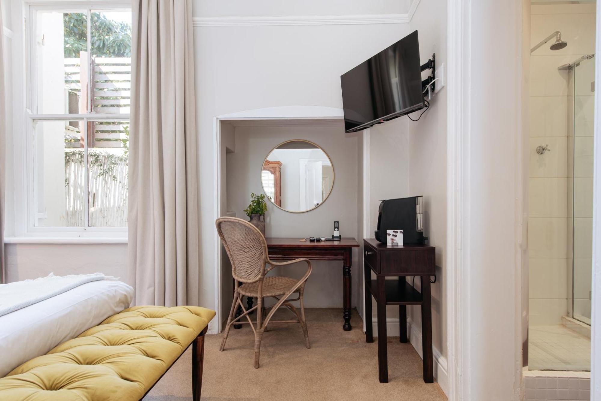 River Manor Boutique Hotel By The Living Journey Collection Стелленбос Экстерьер фото