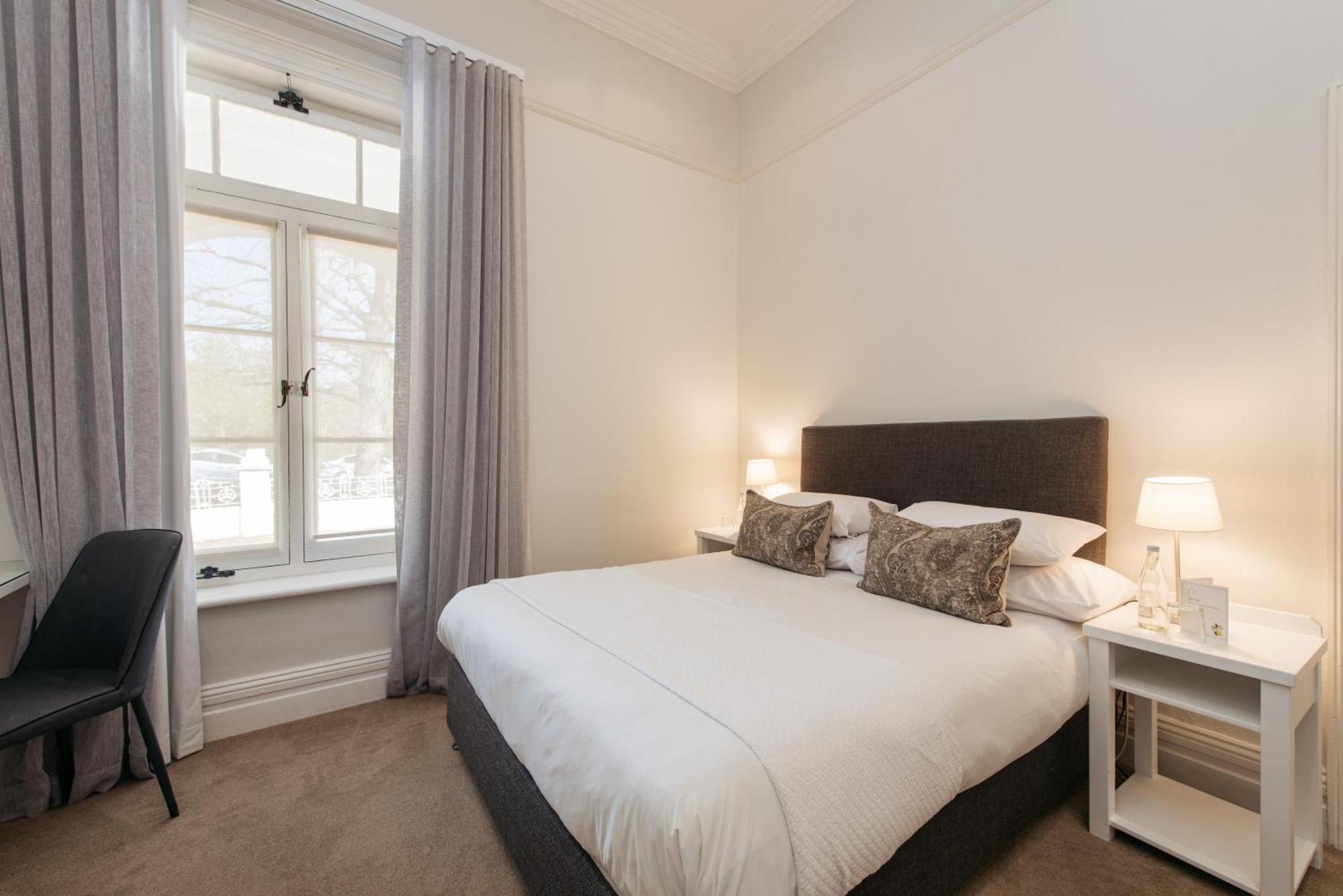 River Manor Boutique Hotel By The Living Journey Collection Стелленбос Экстерьер фото