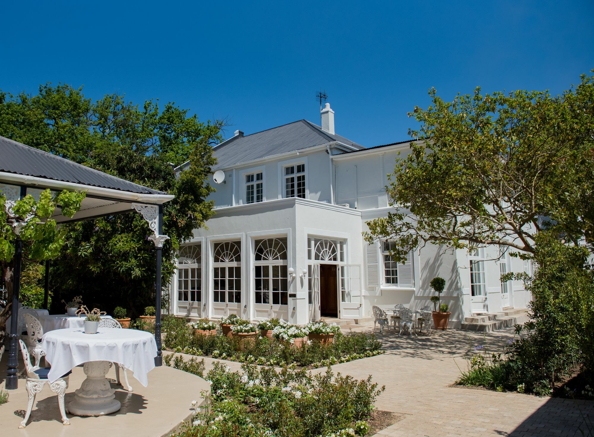 River Manor Boutique Hotel By The Living Journey Collection Стелленбос Экстерьер фото